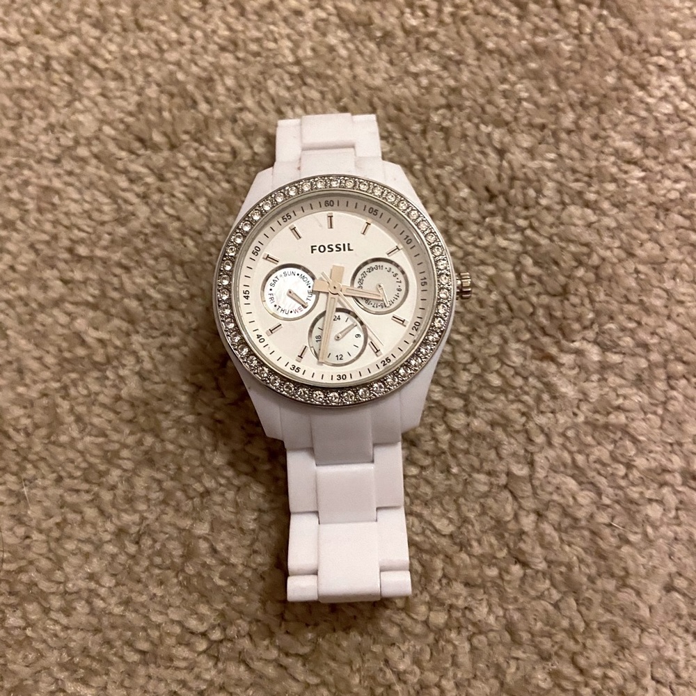 WHITE FOSSIL CRYSTAL WATCH!